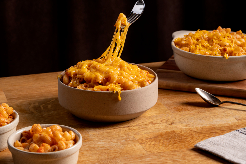 Hog tied mac and cheese